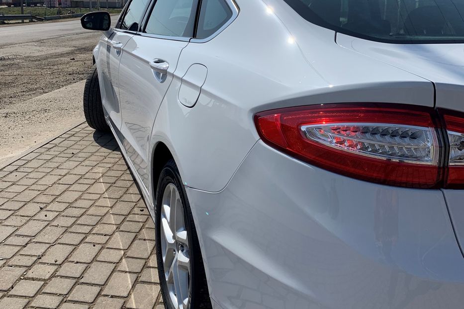 Продам Ford Fusion SE 2016 года в Черновцах