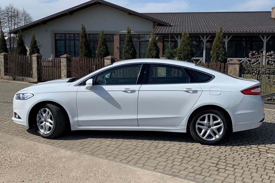 Продам Ford Fusion SE 2016 года в Черновцах