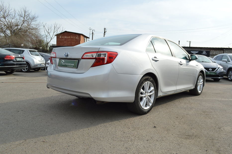 Продам Toyota Camry Hybrid 2013 года в Одессе