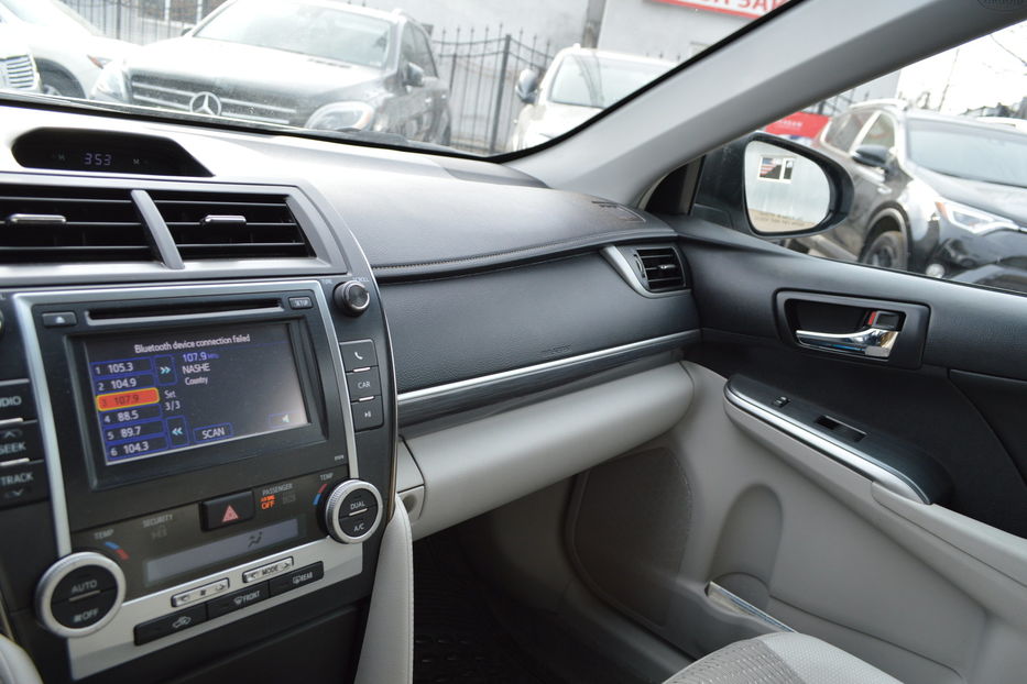 Продам Toyota Camry Hybrid 2013 года в Одессе