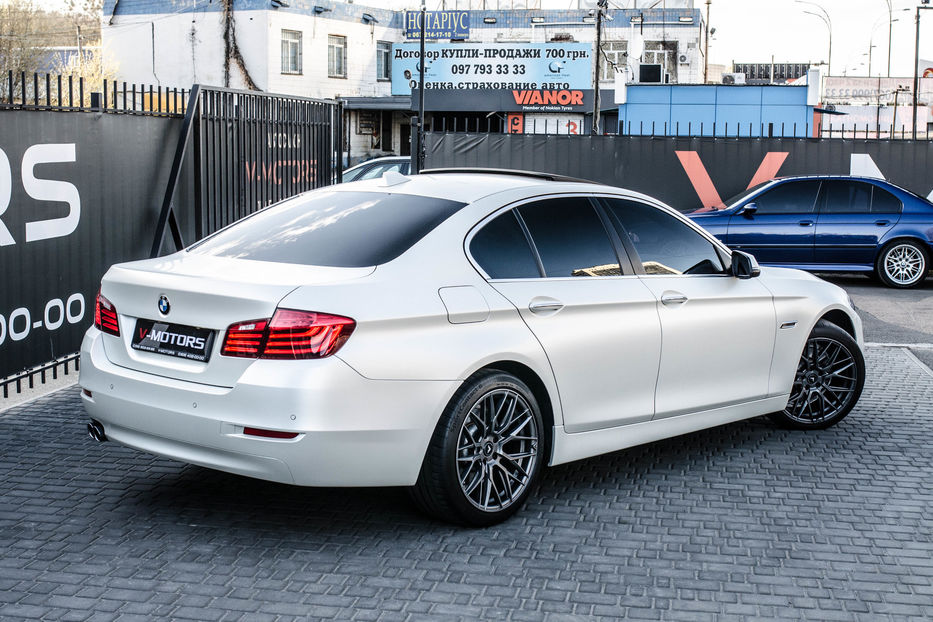 Продам BMW 525 d Xdrive 2016 года в Киеве