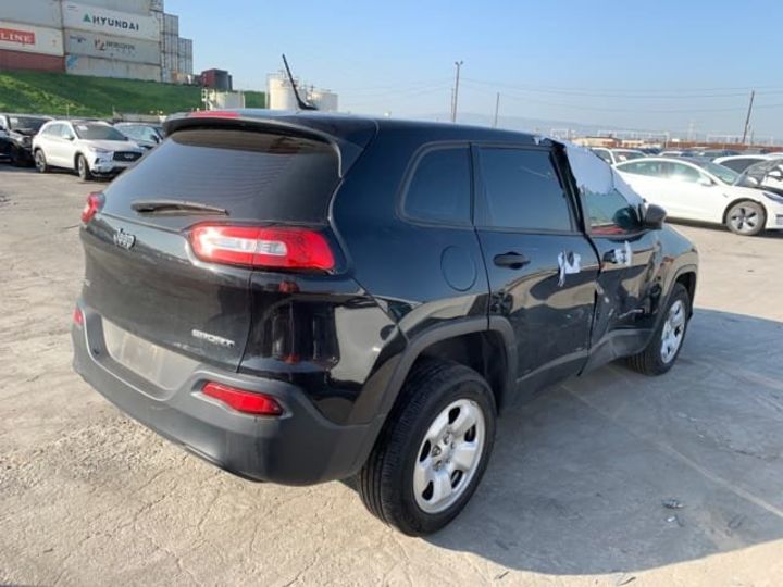 Продам Jeep Cherokee SPORT 2015 года в Одессе