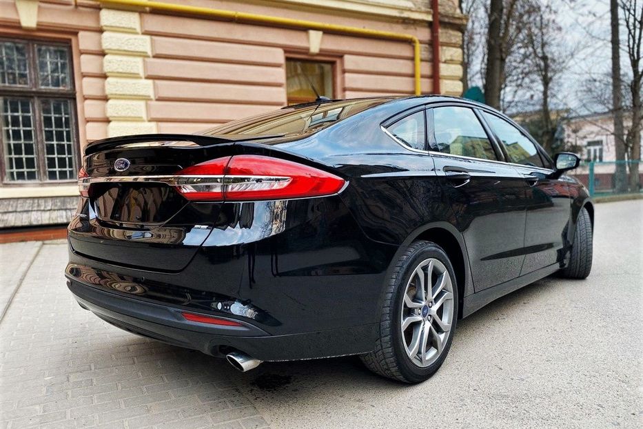 Продам Ford Fusion SE 2017 года в Черновцах