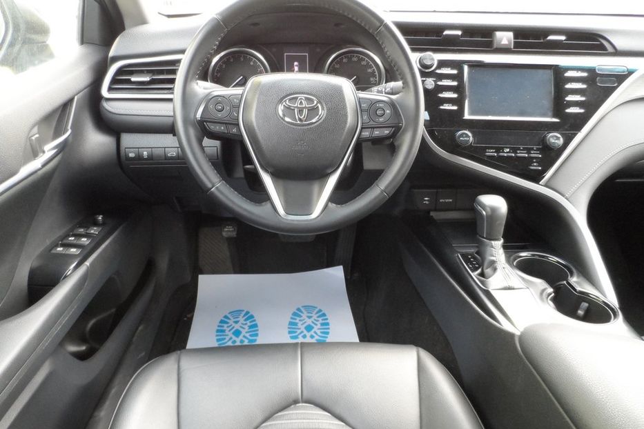 Продам Toyota Camry 2017 года в Днепре