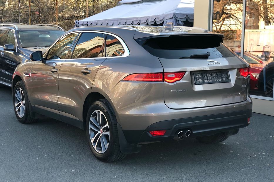 Продам Jaguar F-Type F-Pace Diesel  2017 года в Киеве