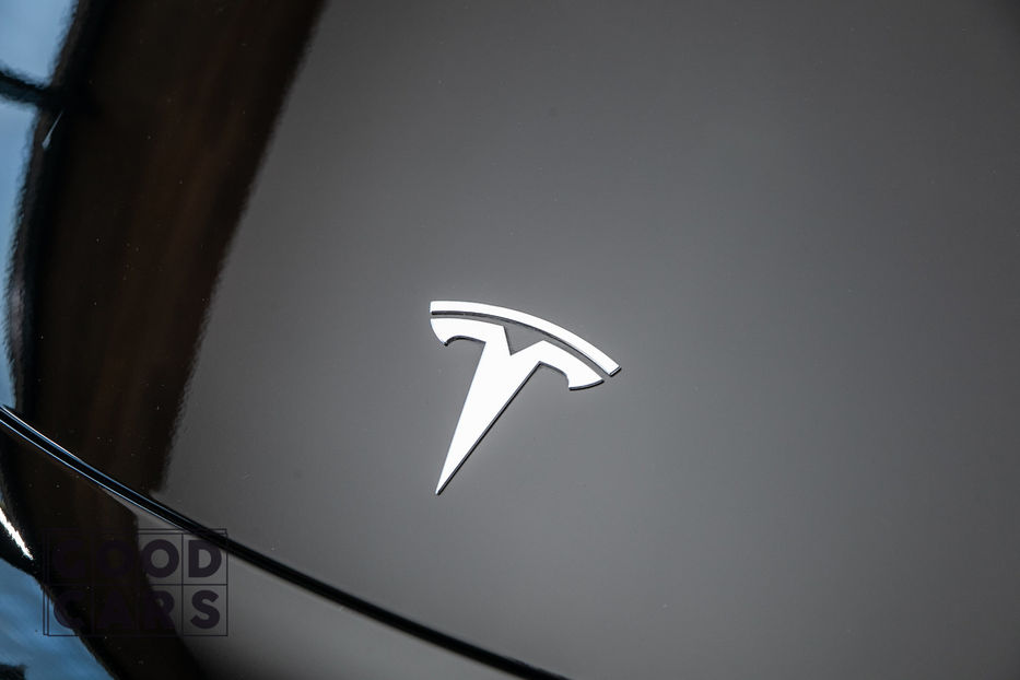 Продам Tesla Model 3 Long Range Dual Motor  2019 года в Одессе