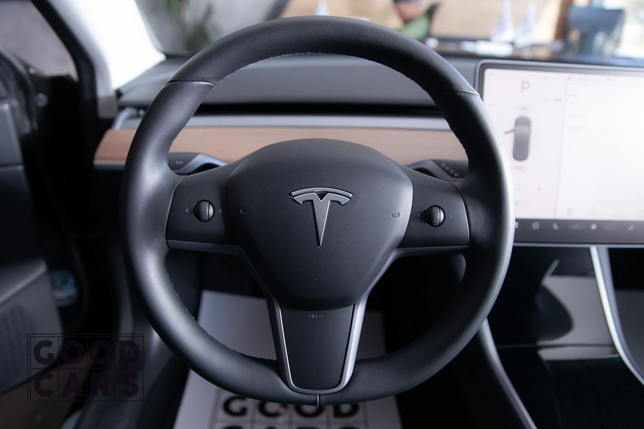 Продам Tesla Model 3 Long Range Dual Motor  2019 года в Одессе