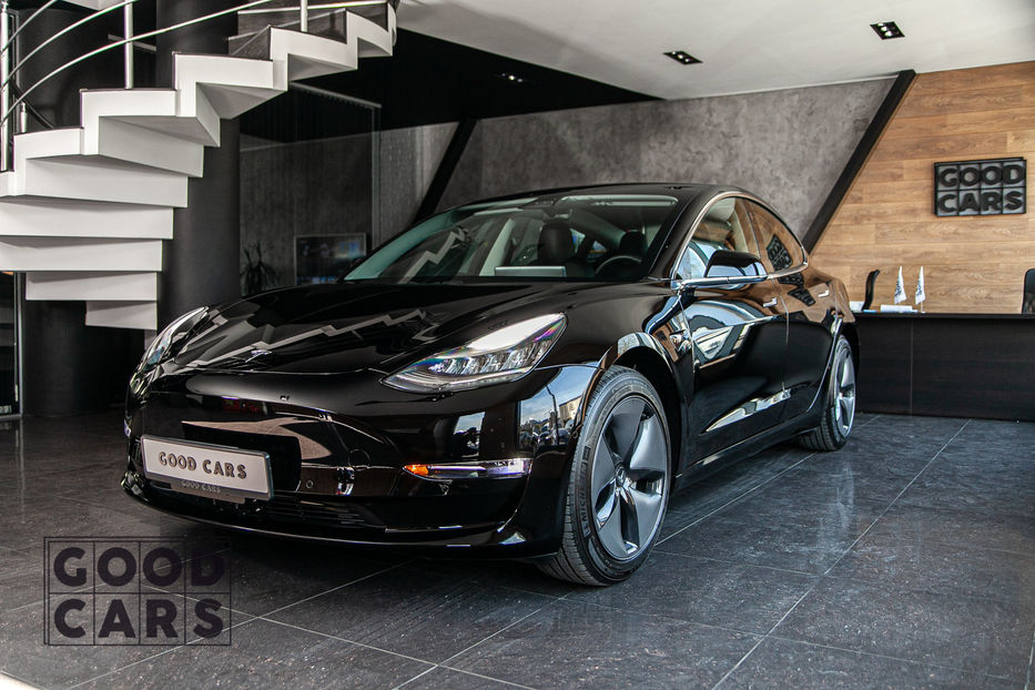 Продам Tesla Model 3 Long Range Dual Motor  2019 года в Одессе