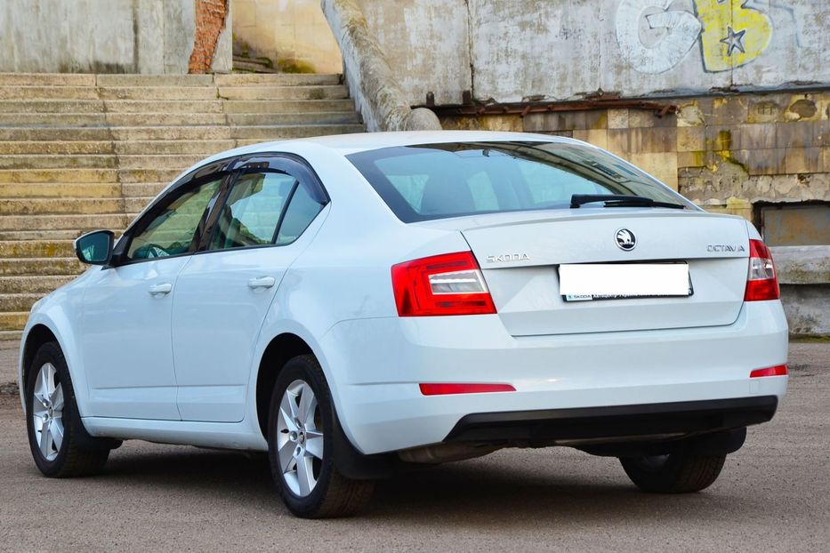 Продам Skoda Octavia A7 2016 года в Днепре