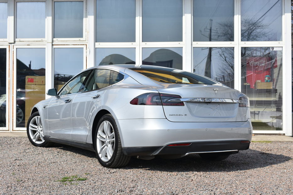 Продам Tesla Model S 85 2014 года в Одессе