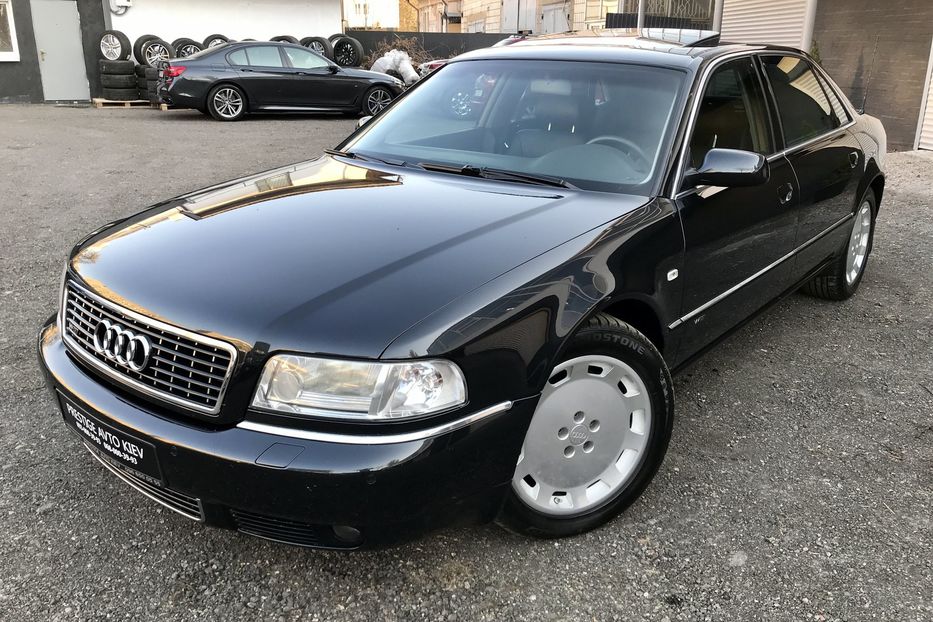 Продам Audi A8 W12 Quattro Long EXCLUSIVE 2002 года в Киеве