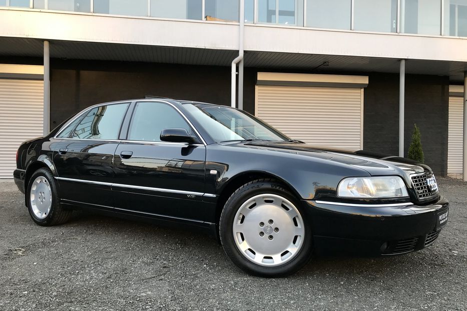 Продам Audi A8 W12 Quattro Long EXCLUSIVE 2002 года в Киеве