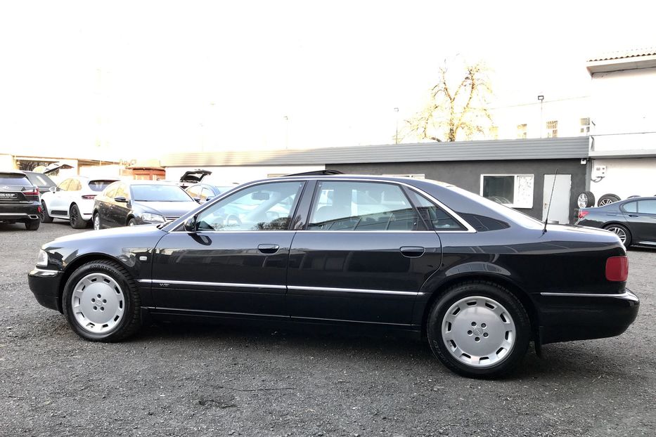 Продам Audi A8 W12 Quattro Long EXCLUSIVE 2002 года в Киеве