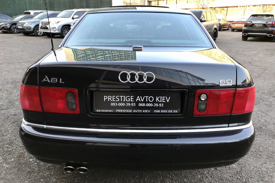 Продам Audi A8 W12 Quattro Long EXCLUSIVE 2002 года в Киеве