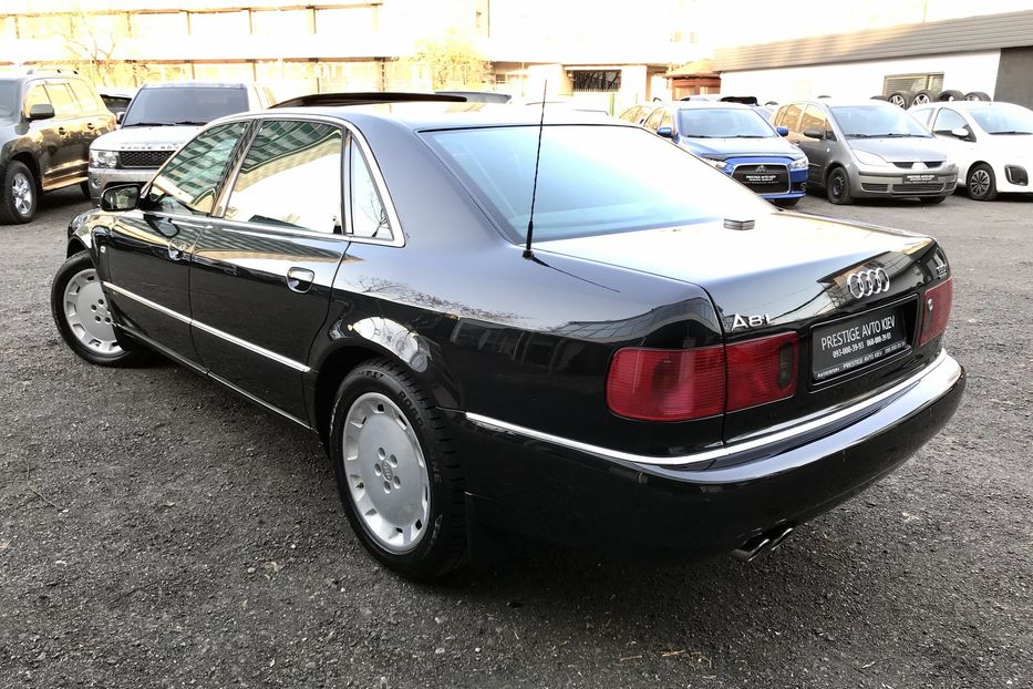 Продам Audi A8 W12 Quattro Long EXCLUSIVE 2002 года в Киеве