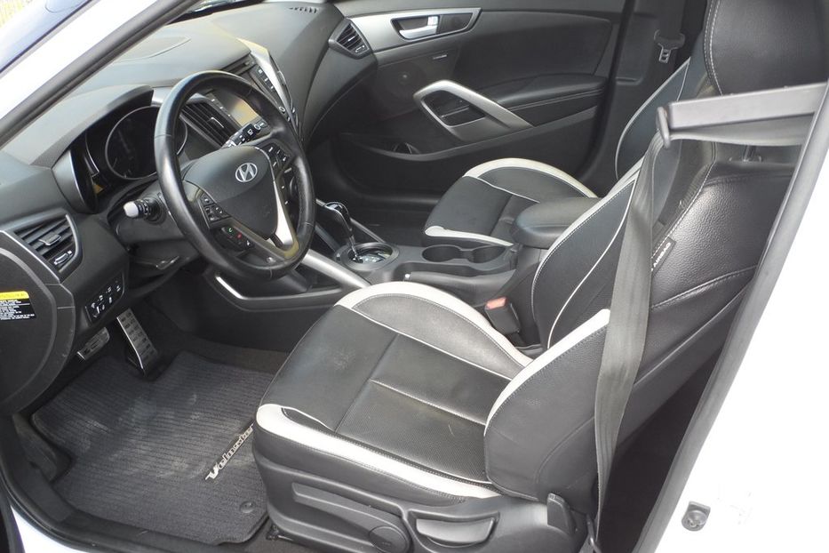 Продам Hyundai Veloster 2014 года в Днепре