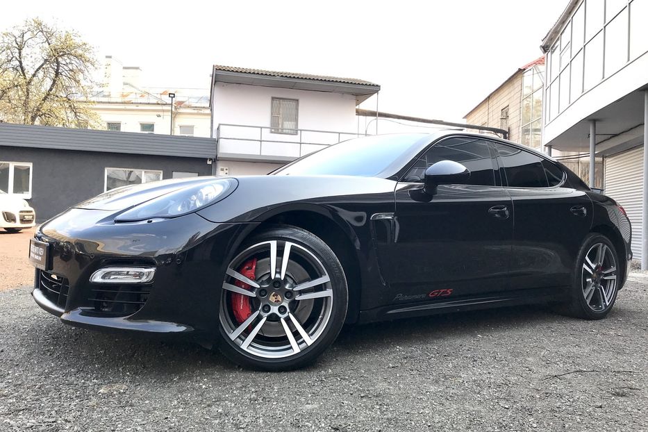 Продам Porsche Panamera GTS Официал 2012 года в Киеве