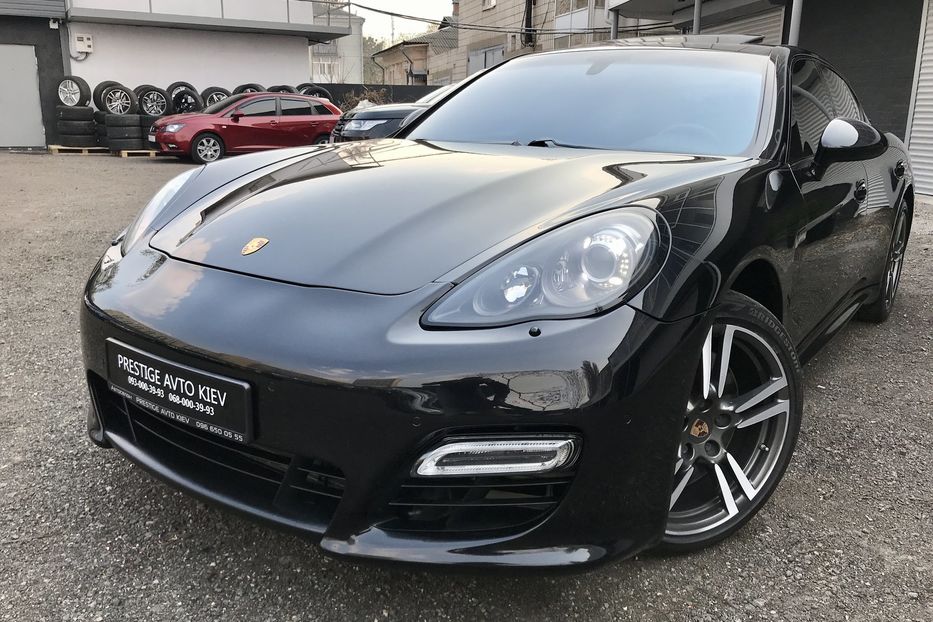 Продам Porsche Panamera GTS Официал 2012 года в Киеве