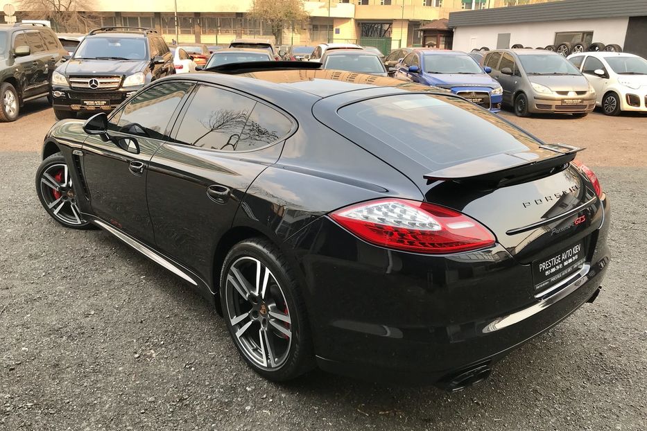 Продам Porsche Panamera GTS Официал 2012 года в Киеве