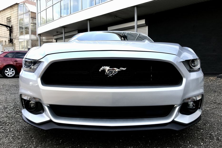 Продам Ford Mustang 2016 года в Киеве