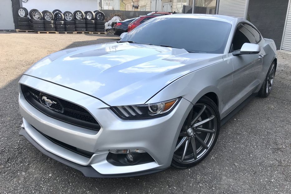 Продам Ford Mustang 2016 года в Киеве