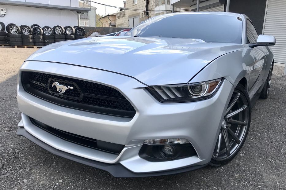 Продам Ford Mustang 2016 года в Киеве