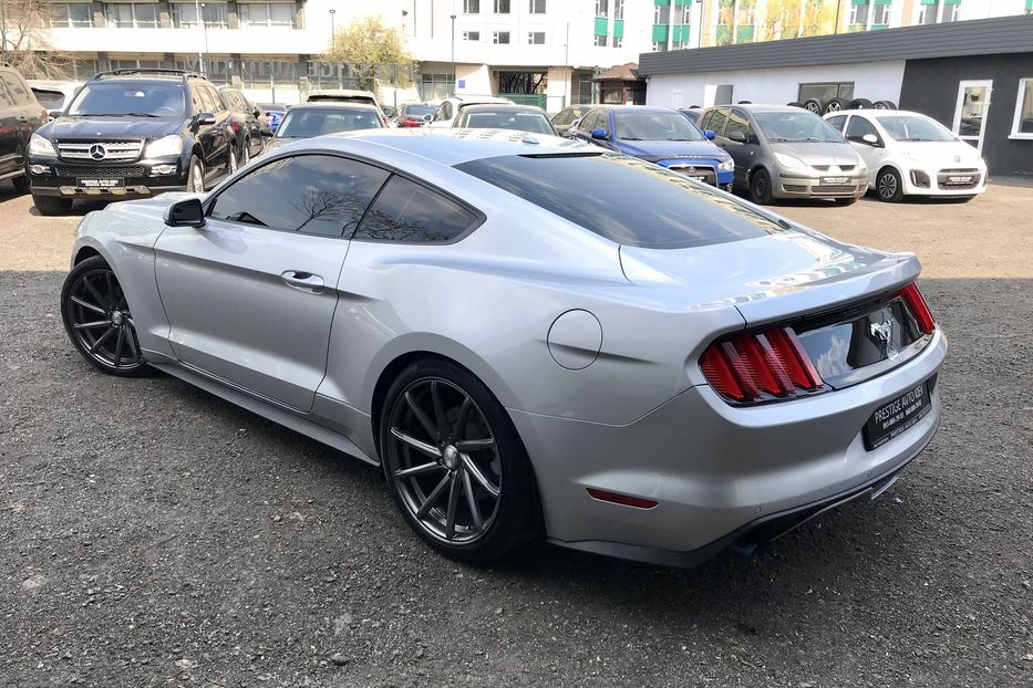 Продам Ford Mustang 2016 года в Киеве