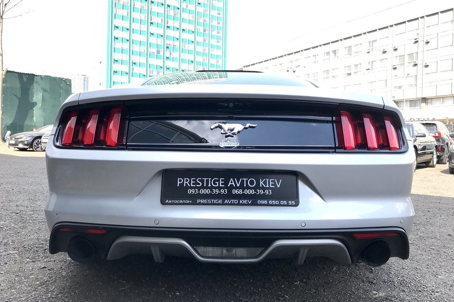 Продам Ford Mustang 2016 года в Киеве