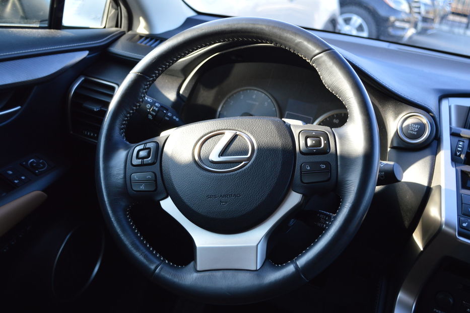 Продам Lexus NX 200 AWD 2015 года в Одессе