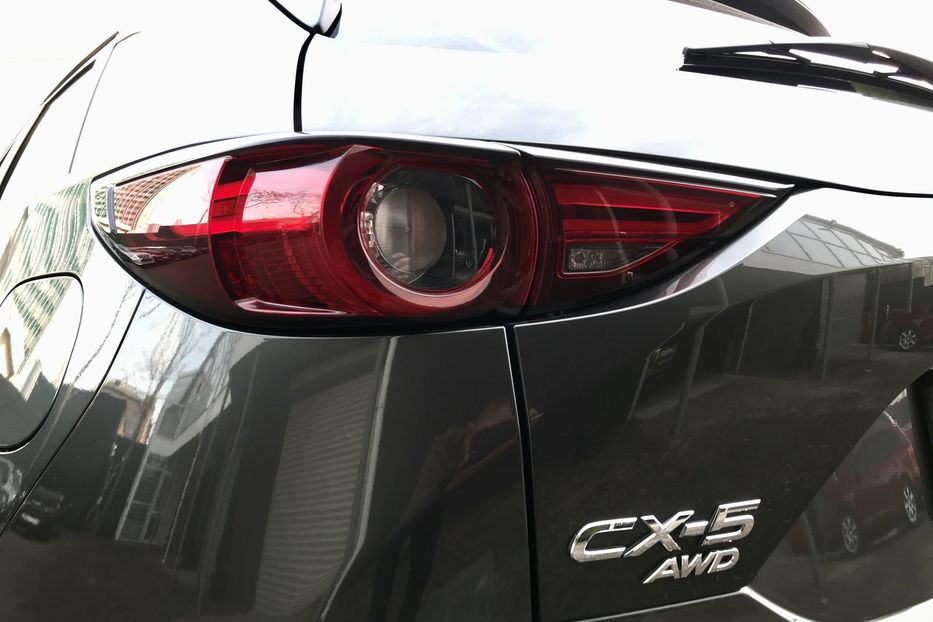 Продам Mazda CX-5 Официальная 2018 года в Киеве