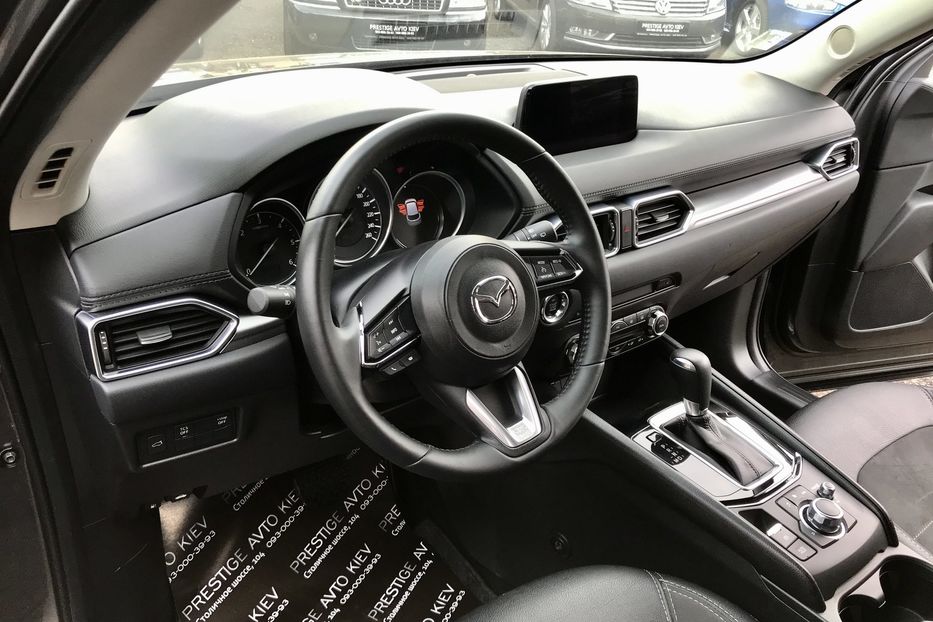 Продам Mazda CX-5 Официальная 2018 года в Киеве