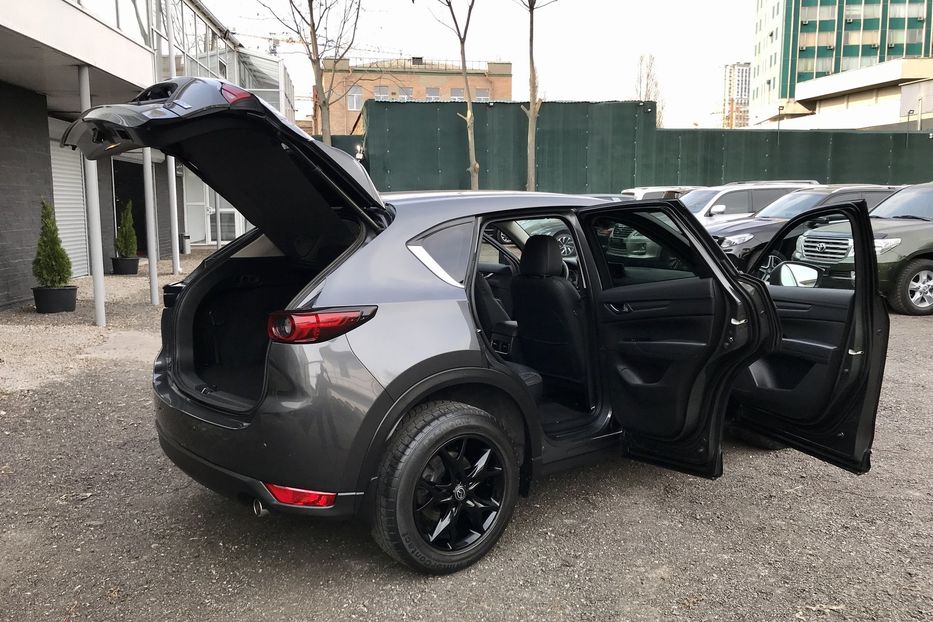 Продам Mazda CX-5 Официальная 2018 года в Киеве