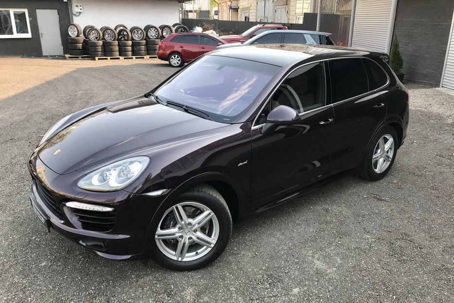 Продам Porsche Cayenne Diesel GTS style 2011 года в Киеве