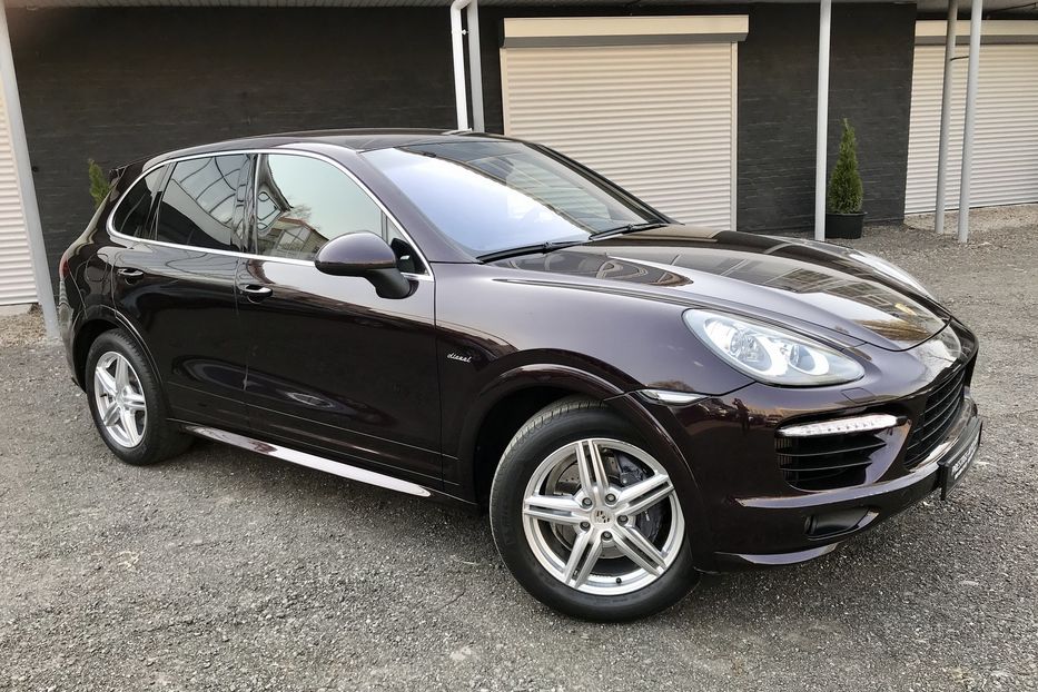 Продам Porsche Cayenne Diesel GTS style 2011 года в Киеве