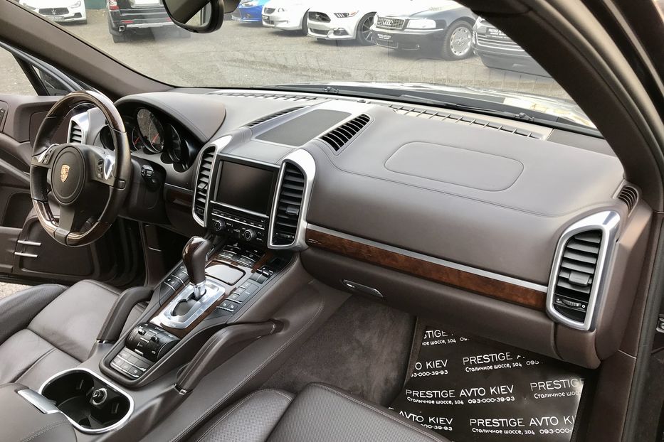 Продам Porsche Cayenne Diesel GTS style 2011 года в Киеве