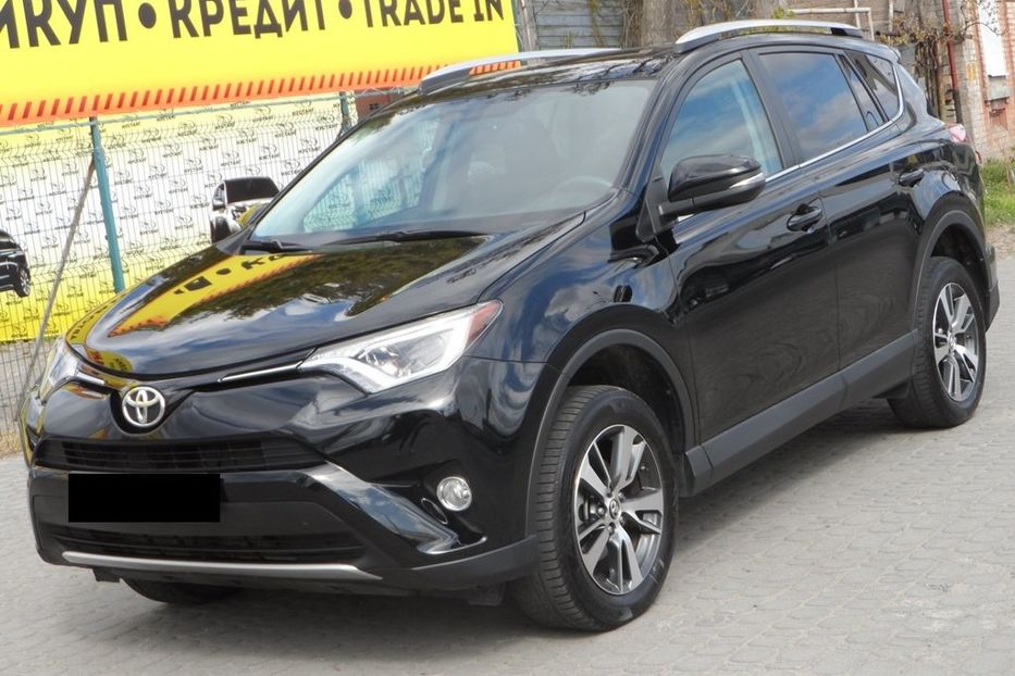 Продам Toyota Rav 4 2016 года в Днепре