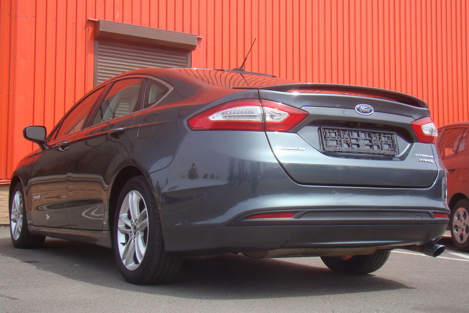 Продам Ford Fusion HYBRIDE TITANIUM 2016 года в Одессе