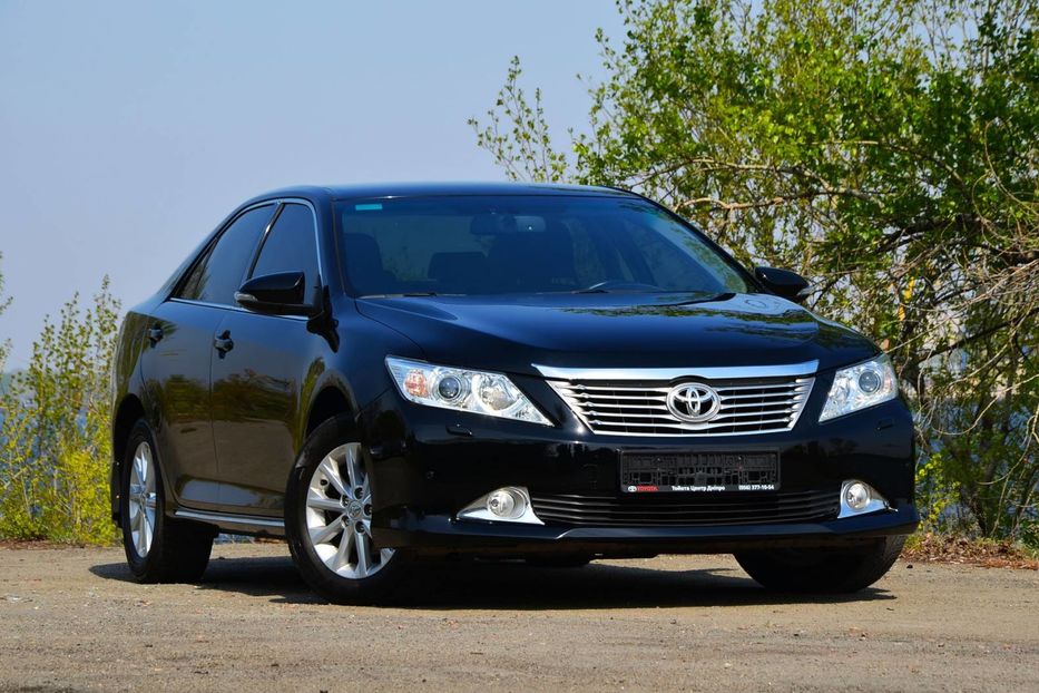 Продам Toyota Camry 2012 года в Днепре