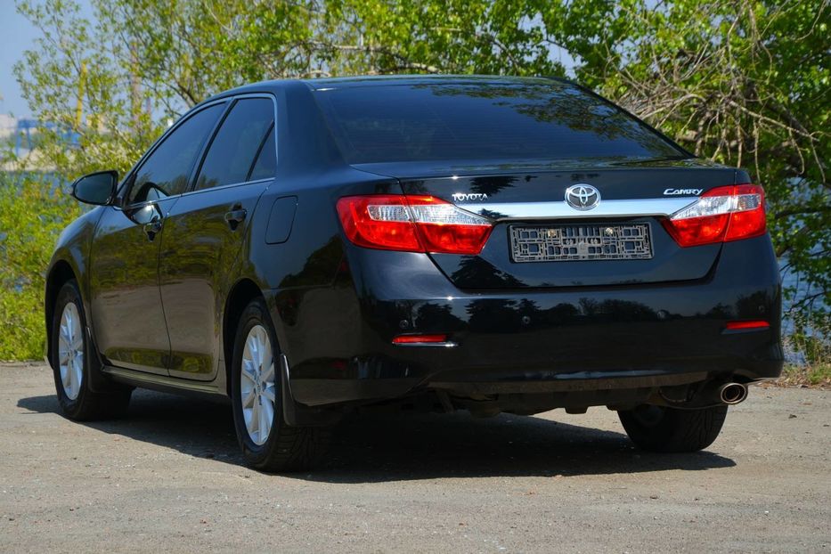 Продам Toyota Camry 2012 года в Днепре