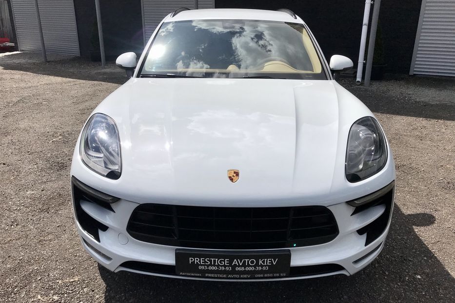 Продам Porsche Macan GTS Официальный 2016 года в Киеве