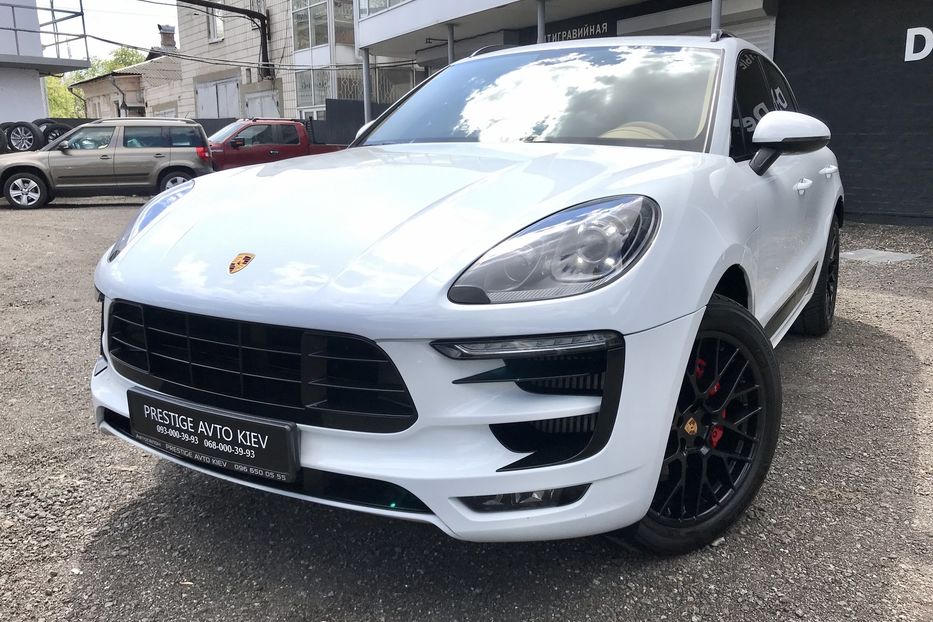 Продам Porsche Macan GTS Официальный 2016 года в Киеве