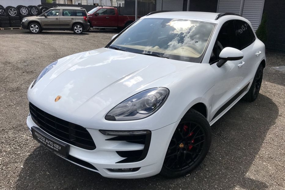 Продам Porsche Macan GTS Официальный 2016 года в Киеве