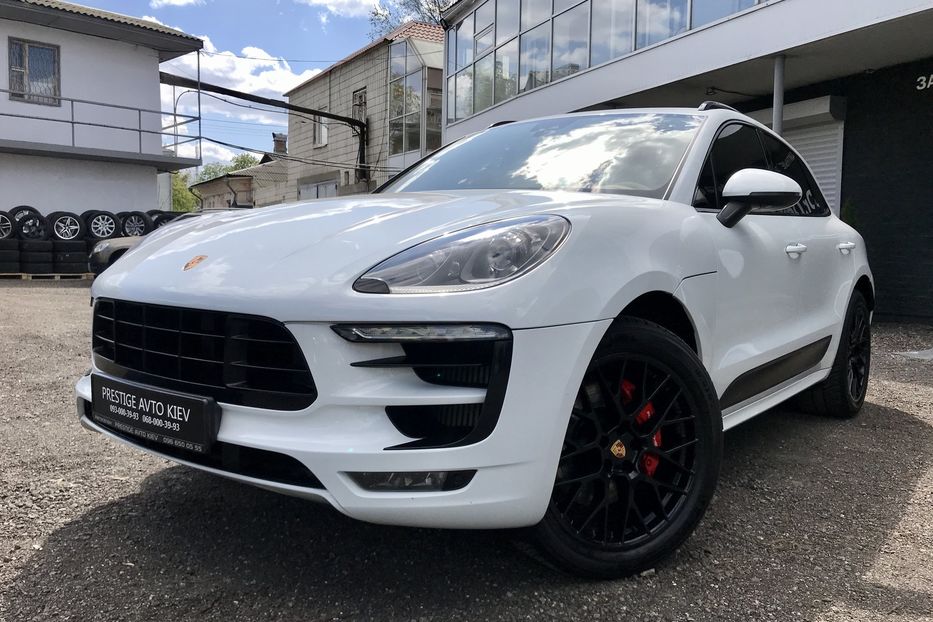 Продам Porsche Macan GTS Официальный 2016 года в Киеве