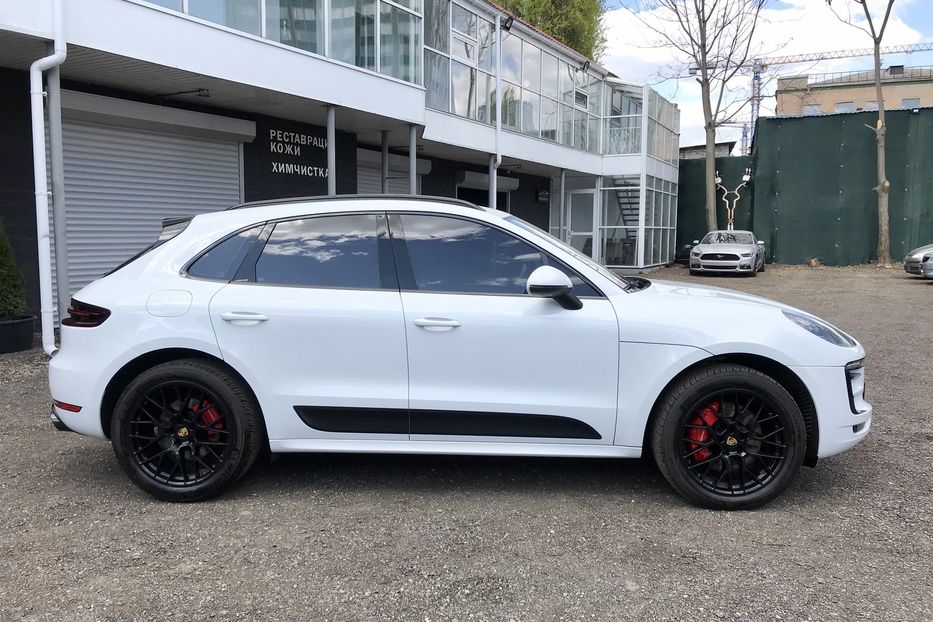 Продам Porsche Macan GTS Официальный 2016 года в Киеве