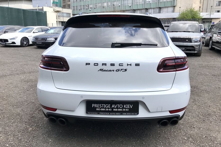 Продам Porsche Macan GTS Официальный 2016 года в Киеве