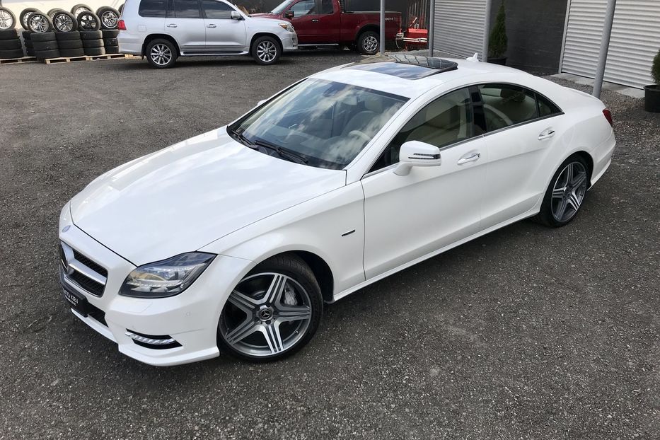 Продам Mercedes-Benz CLS-Class 500 4 Matic AMG 2013 года в Киеве