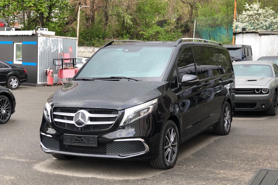 Продам Mercedes-Benz V-Class 300d 4matic 2019 года в Киеве