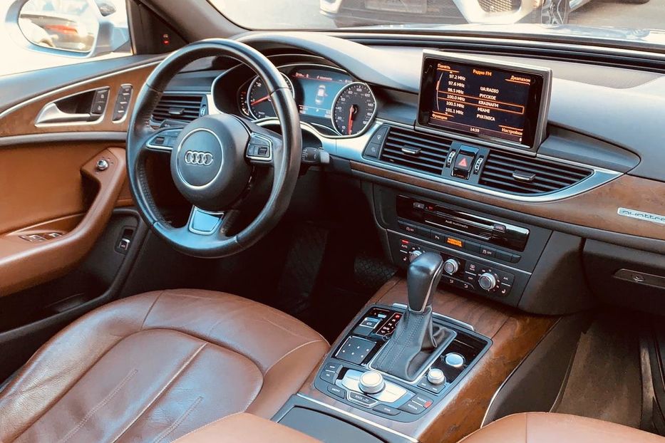 Продам Audi A6 3.0 TDI Quattro 2015 года в Киеве