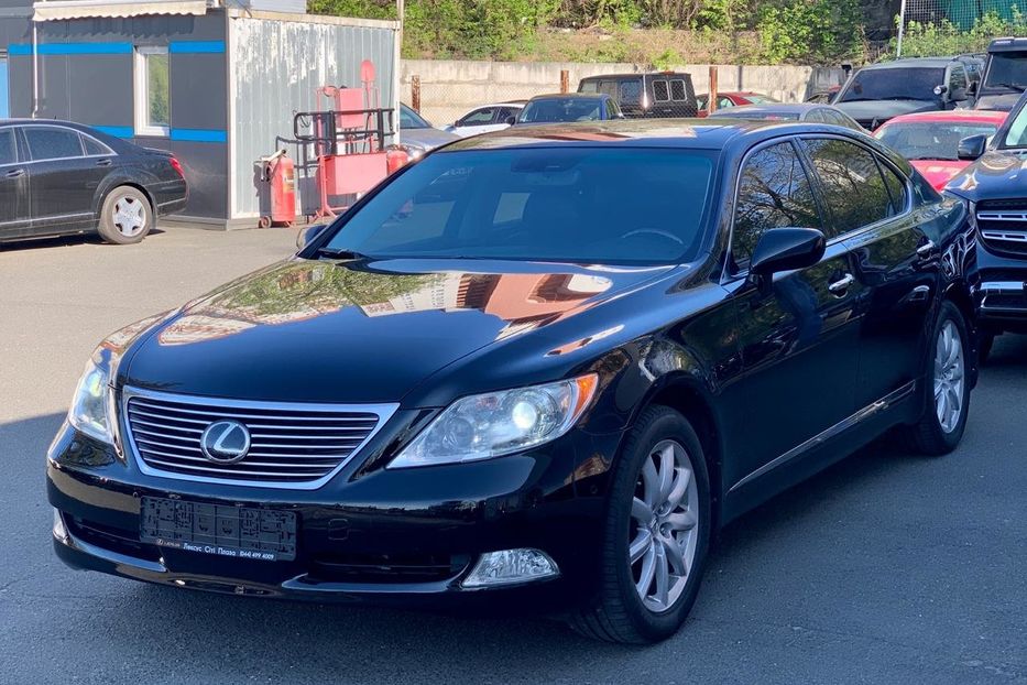 Продам Lexus LS 460 2007 года в Киеве