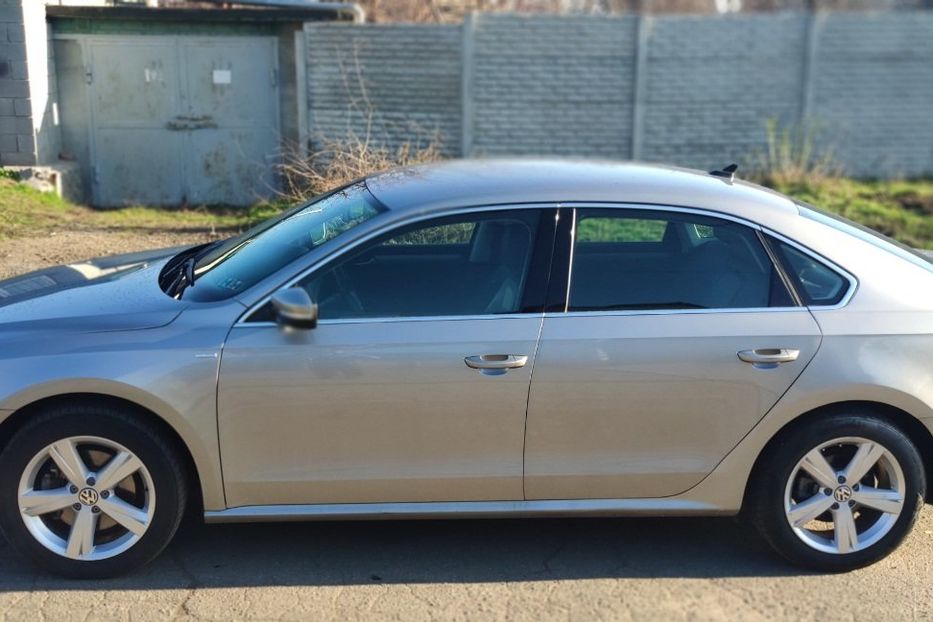 Продам Volkswagen Passat B7 2013 года в Днепре